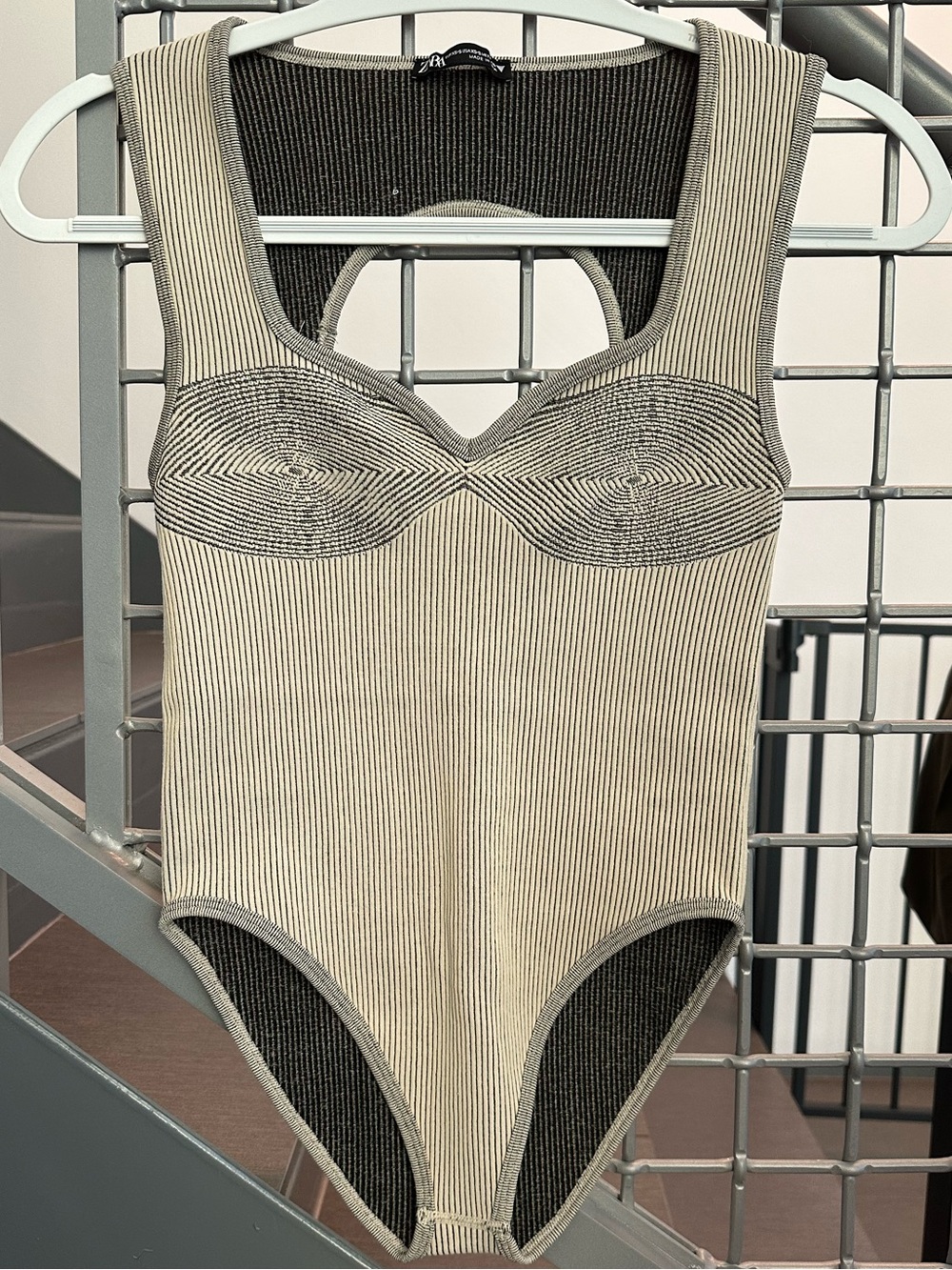 Zara Women’s Two-Tone Ribbed Sculpting Bodysuit Size XS NWOT